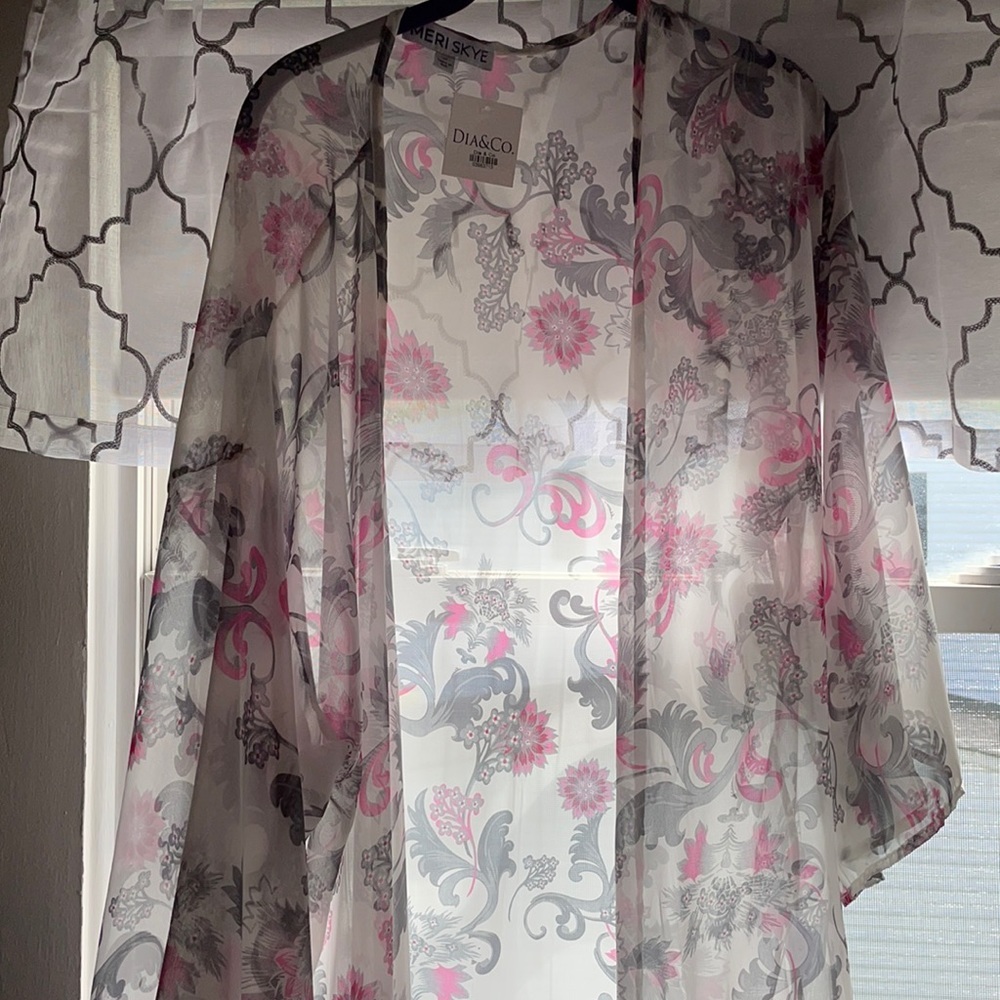 Light weight kimono jacket